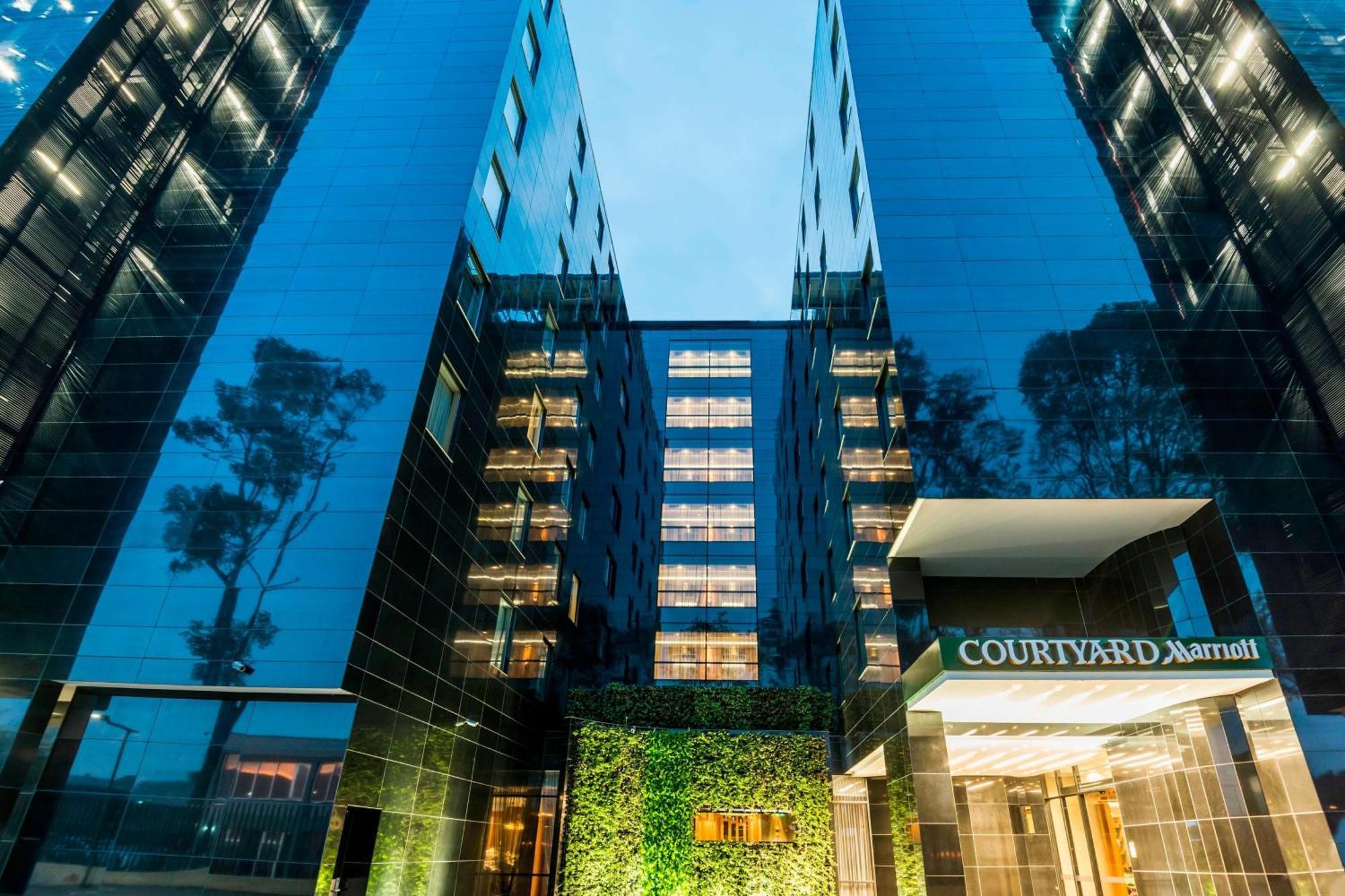 Courtyard By Marriott Bogota Airport Otel Dış mekan fotoğraf